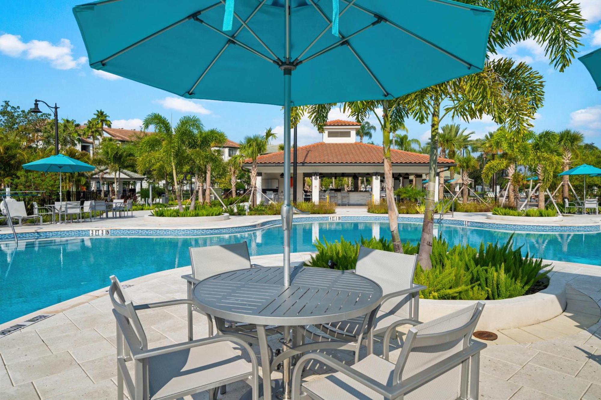 Beautiful Condo W Private Balcony Near Universal Orlando Bagian luar foto